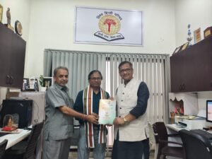 26,सितंबर,2026 राजभाषा विभाग, गृह मंत्रालय के संयुक्त निदेशक श्री राजेश कुमार श्रीवास्तव को विश्व हिंदी परिषद का दायित्व