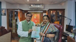 09 अक्टूबर 2026 , नई दिल्ली जेएनयू की कुलपति प्रो. शांतिश्री धूलिपुड़ी पंडित जी से विश्व हिंदी परिषद के राष्ट्रीय महासचिव डॉ. बिपिन कुमार जी ने शिष्टाचार भेंट